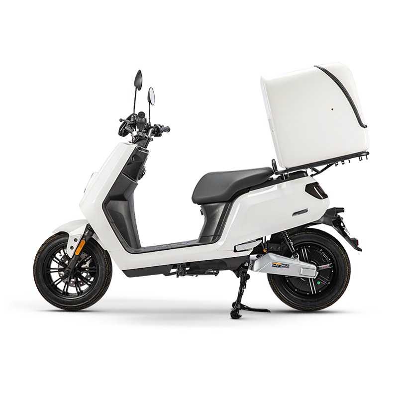 Scuter Electric N-Moto LX05-DELIVERY – Alb, 25 km/h, Fără Permis, Motor BOSCH, 2× Baterii Lithium 60V, Greutate estimativă 90–95 kg, Dimensiuni 1940 × 720 × 1330 mm, Autonomie 150 km, COC & EEC, Carte Rar (CIV), Ideal pentru Livrări + Cadou Tricou N-Moto