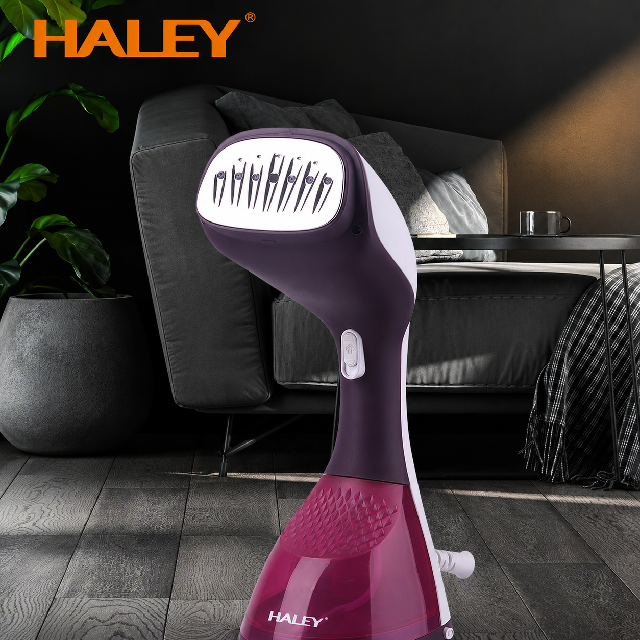 Aparat Vertical De Călcat Cu Aburi Haley HY-312, 1500W, Portabil, Rezervor De Apă, Perie Inclusă, Protecție La Supraîncălzire, Mov