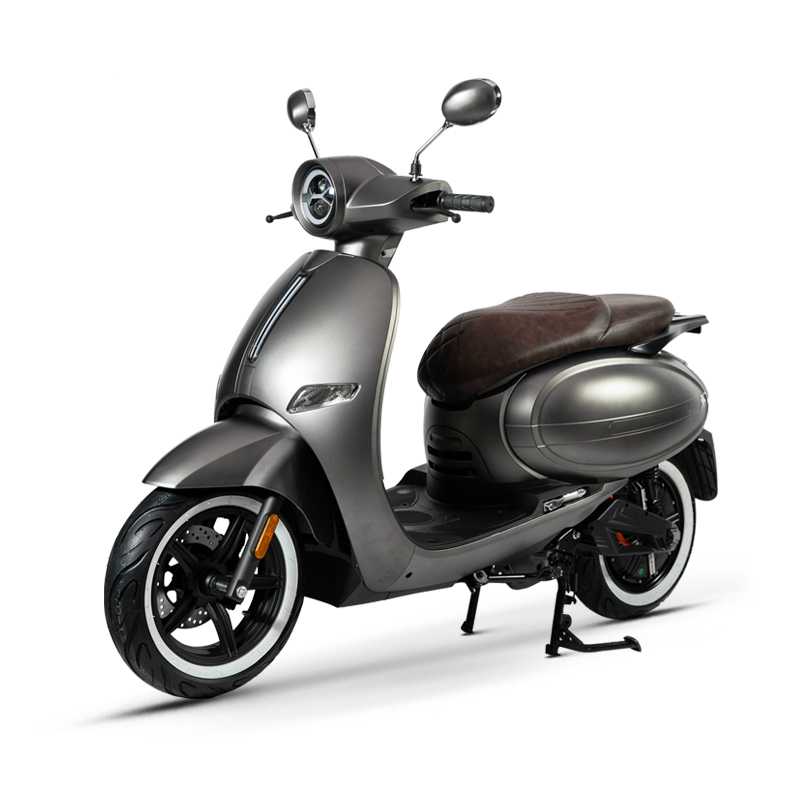 Scuter Electric N-Moto LX06 Gri – Motor BOSCH 2300W, Viteză 25 km/h, Fără Permis, Dimensiuni 1865x700×1113mm, Greutate 90Kg, Autonomie 60 km, Baterie Lithium 60V, COC & EEC + Carte Rar (CIV) + Cadou Tricou N-Moto